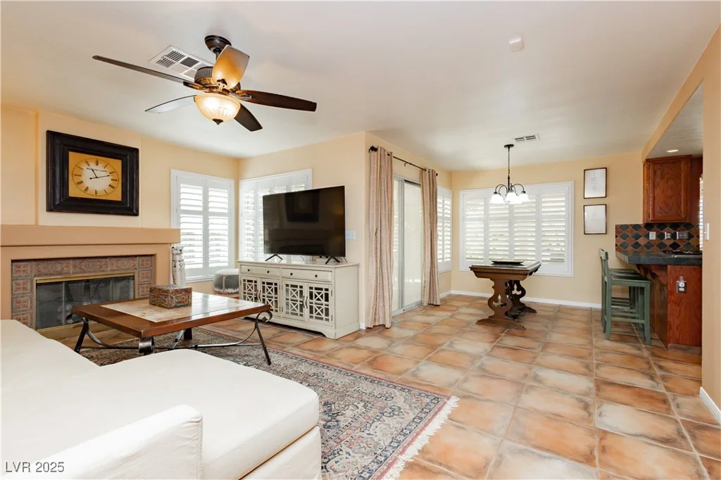 8875 Tidal Bay, Las Vegas, NV 89117