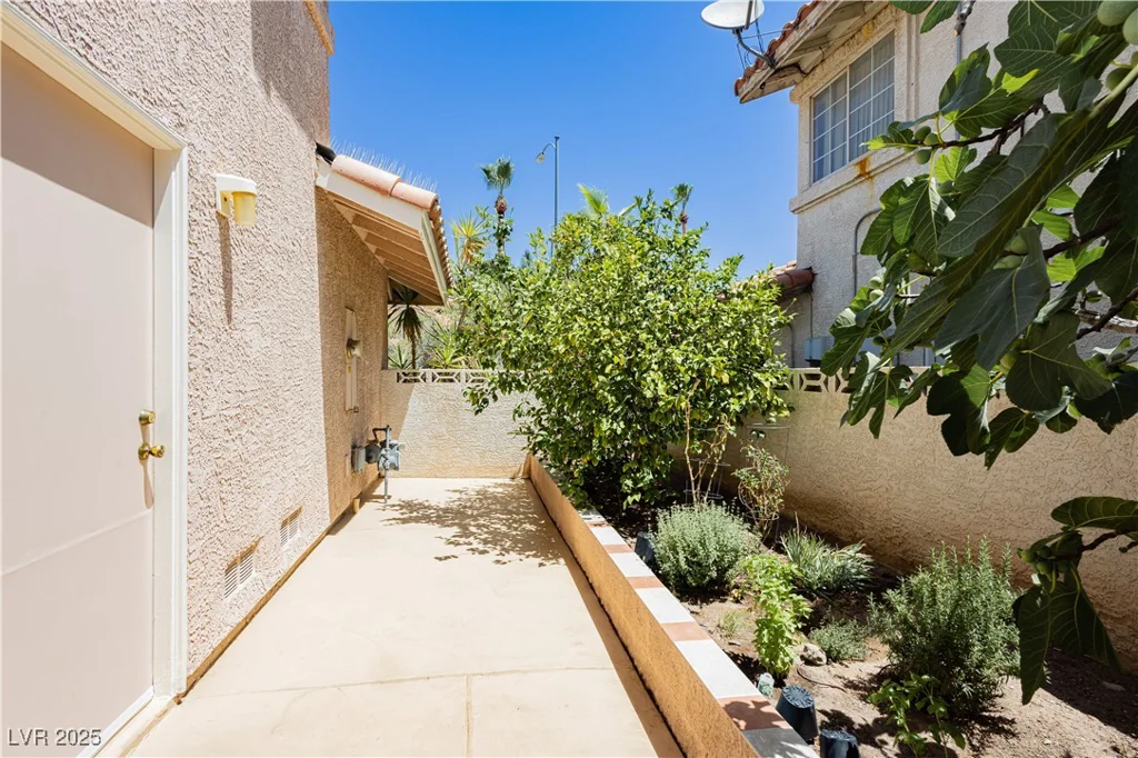 8875 Tidal Bay, Las Vegas, NV 89117
