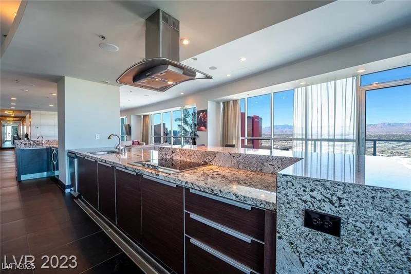 2700 Las Vegas, Las Vegas, NV 89109