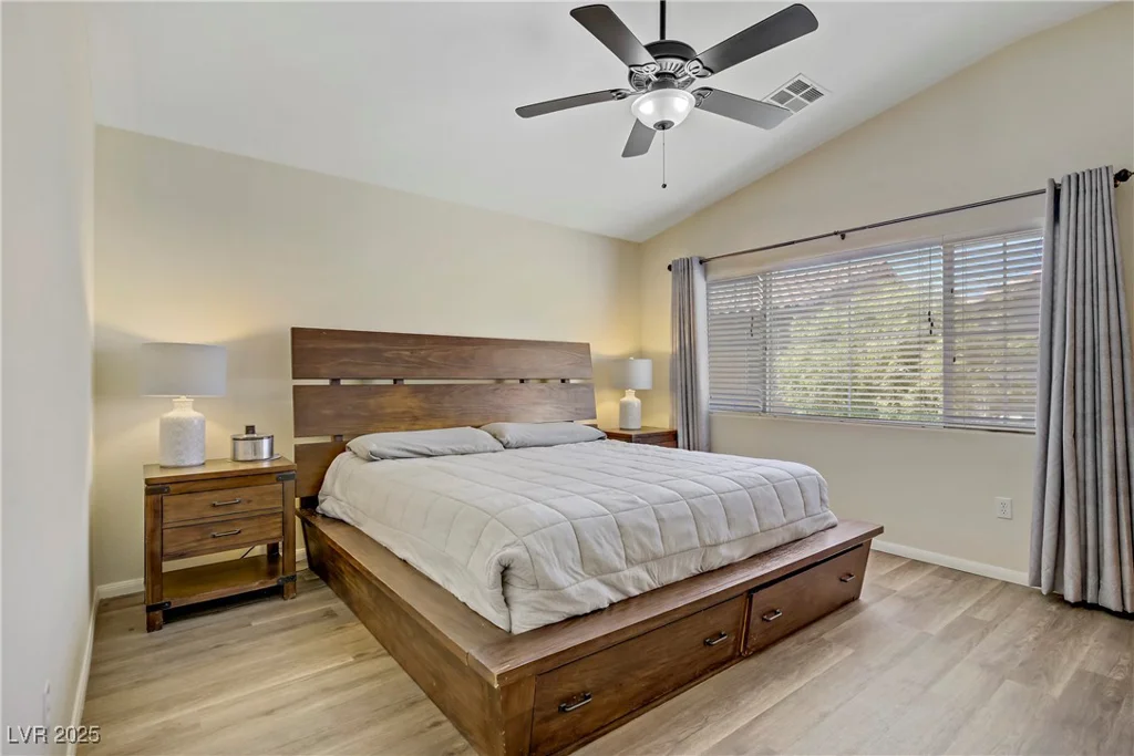 8656 Rowland Bluff, Las Vegas, NV 89178