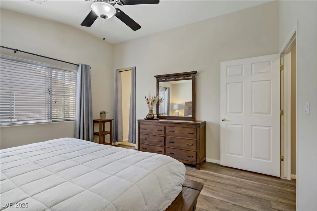 8656 Rowland Bluff, Las Vegas, NV 89178