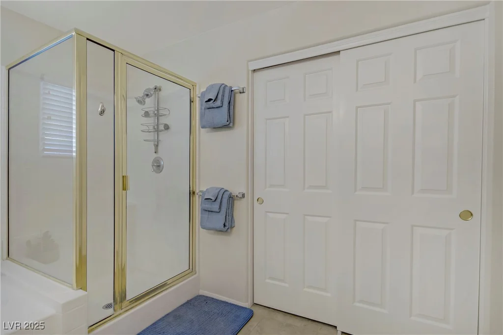 8656 Rowland Bluff, Las Vegas, NV 89178