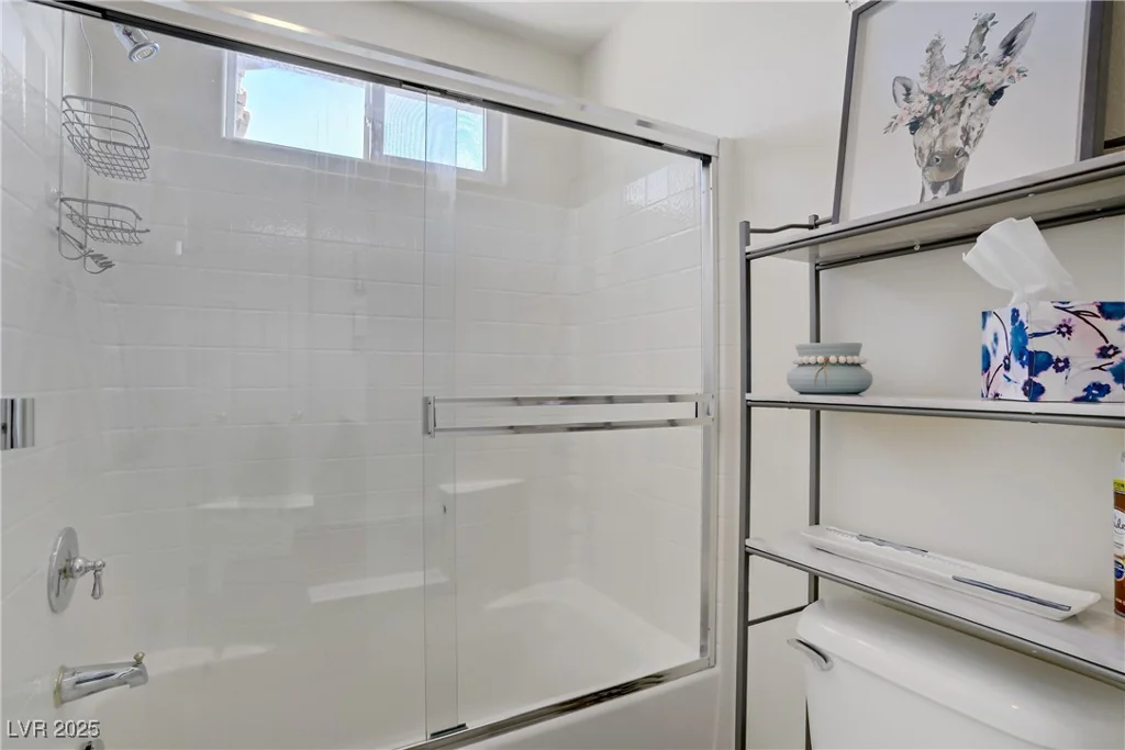 8656 Rowland Bluff, Las Vegas, NV 89178
