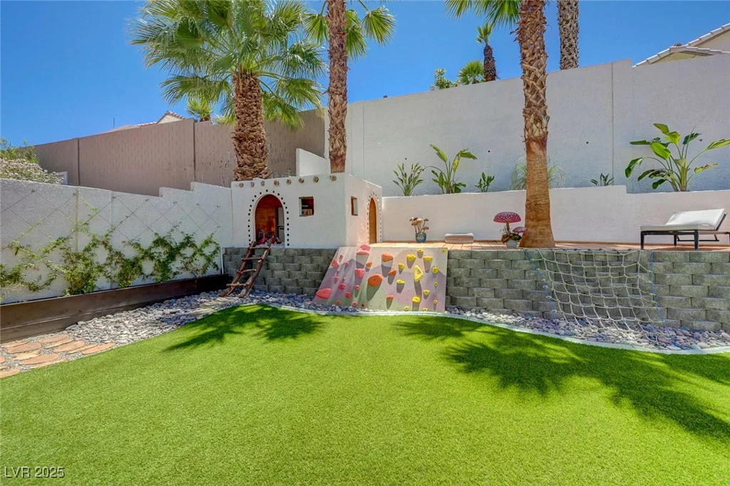 189 Andada, Henderson, NV 89012