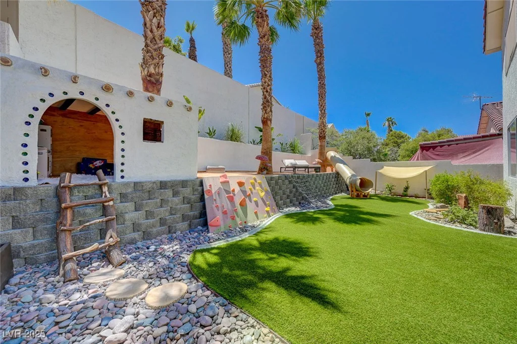 189 Andada, Henderson, NV 89012