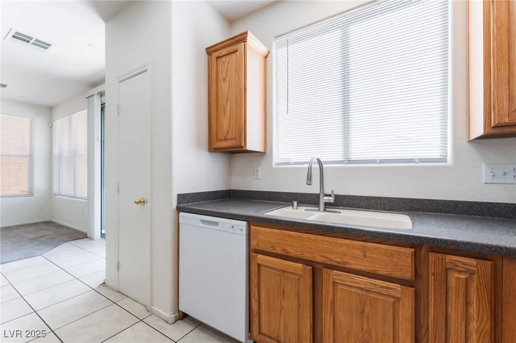 5938 Village Loft, North Las Vegas, NV 89081