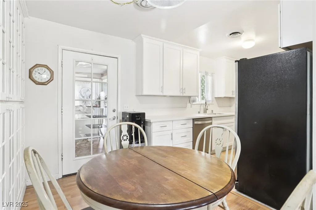 4027 Maple Hill, Las Vegas, NV 89115