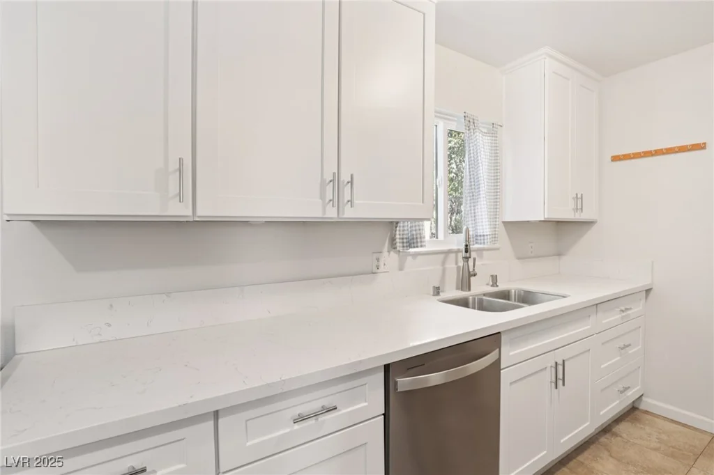 4027 Maple Hill, Las Vegas, NV 89115