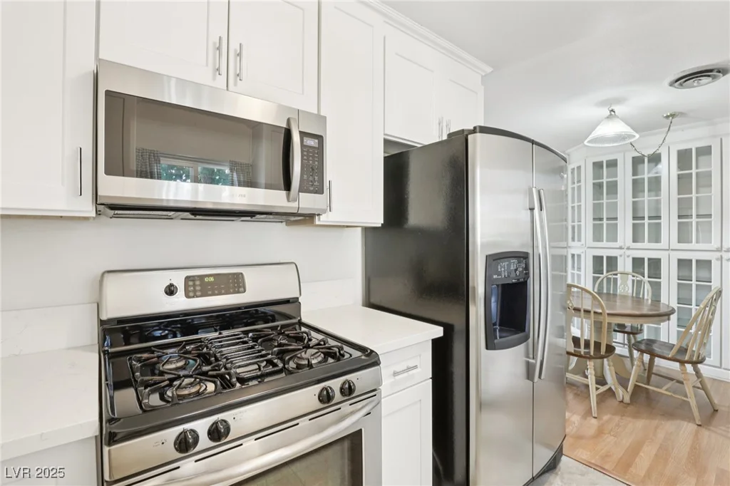 4027 Maple Hill, Las Vegas, NV 89115
