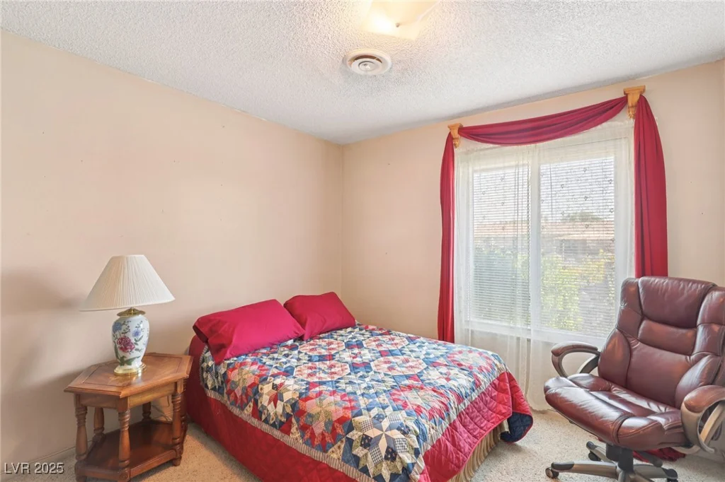 4027 Maple Hill, Las Vegas, NV 89115