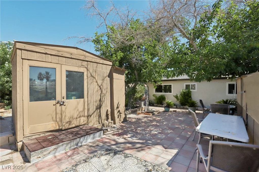4027 Maple Hill, Las Vegas, NV 89115