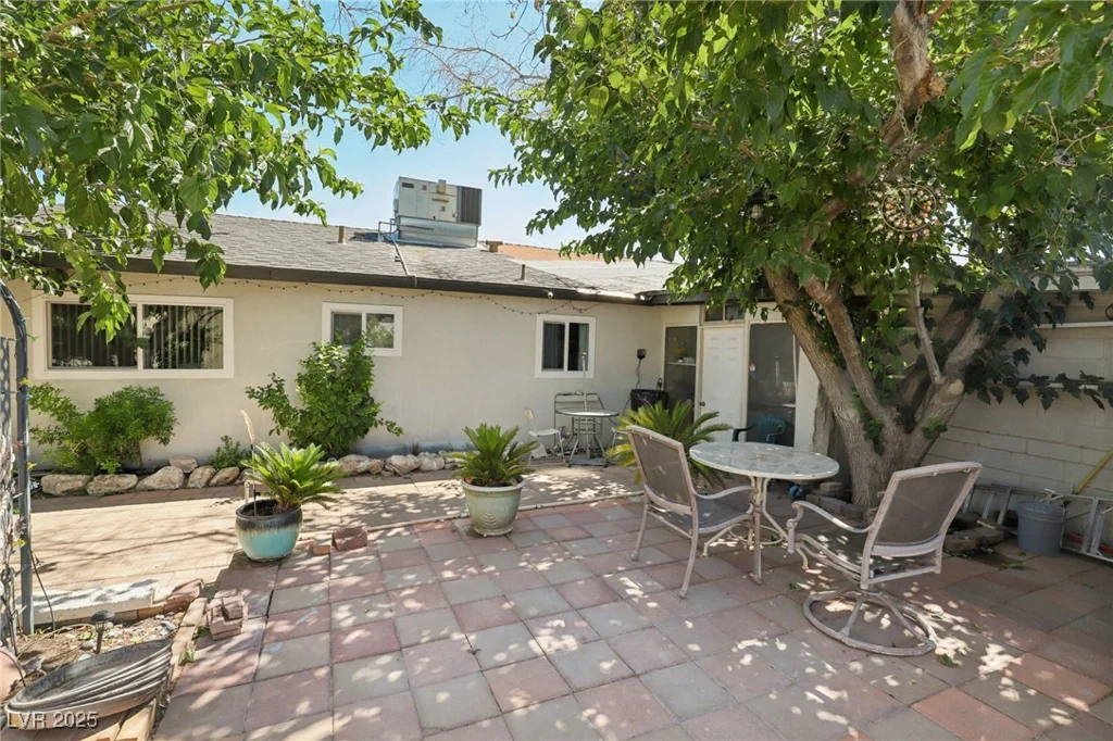 4027 Maple Hill, Las Vegas, NV 89115