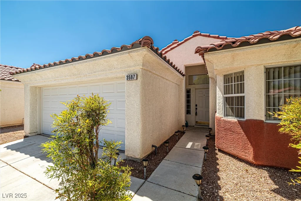3597 Cherbourg, Las Vegas, NV 89141