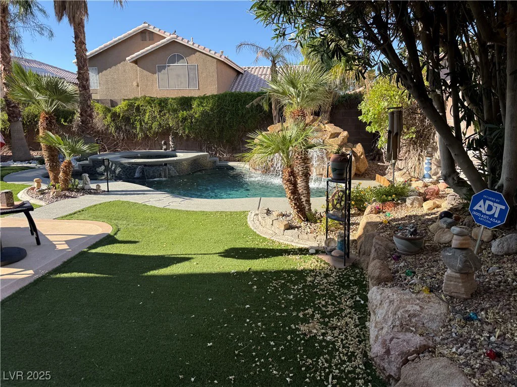9909 Masked Duck, Las Vegas, NV 89117