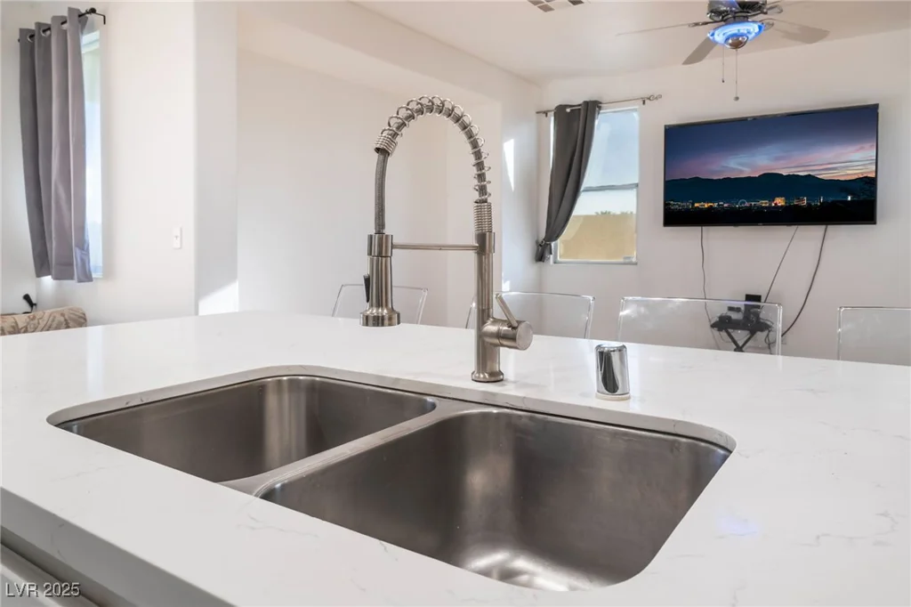 5907 Soft Mist, Las Vegas, NV 89110