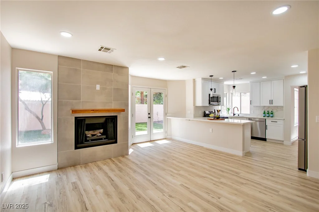 2204 Brighton Shore, Las Vegas, NV 89128