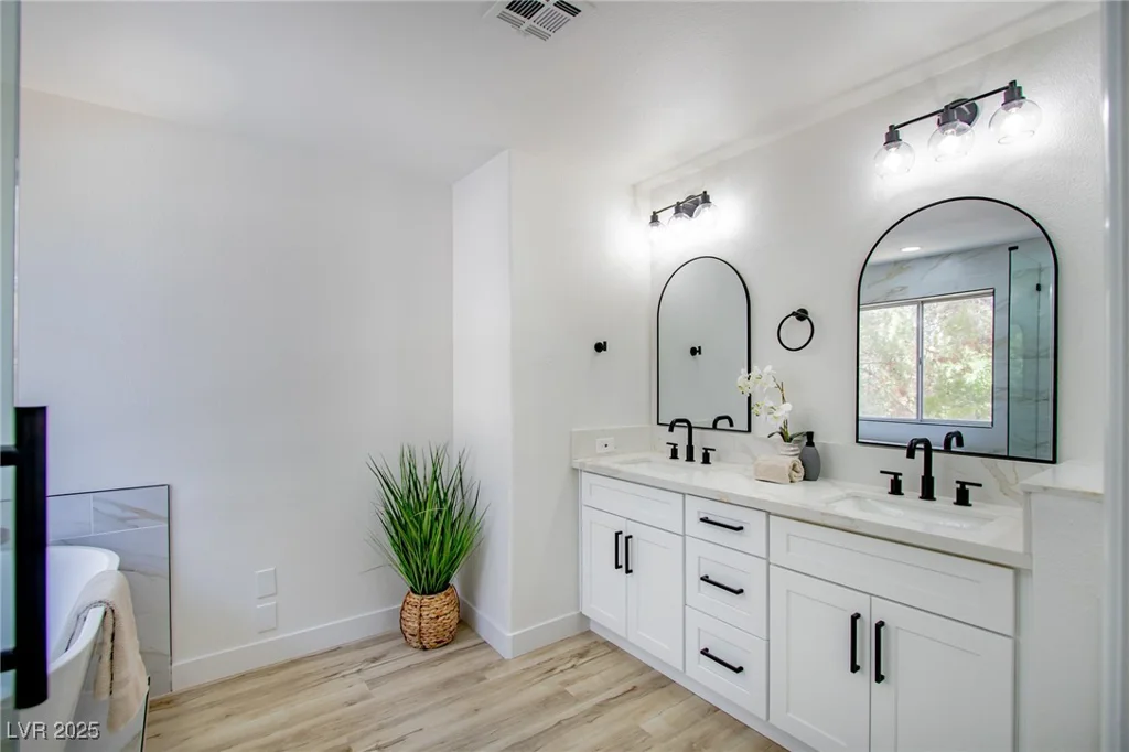 2204 Brighton Shore, Las Vegas, NV 89128