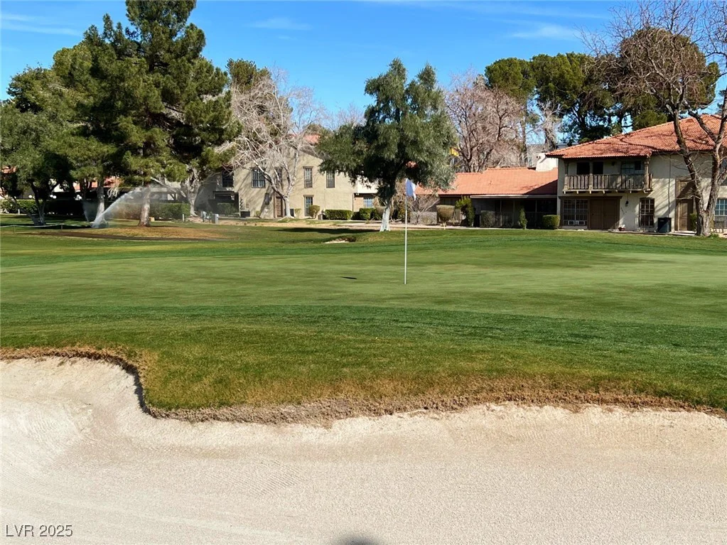 3142 Bel Air, Las Vegas, NV 89109