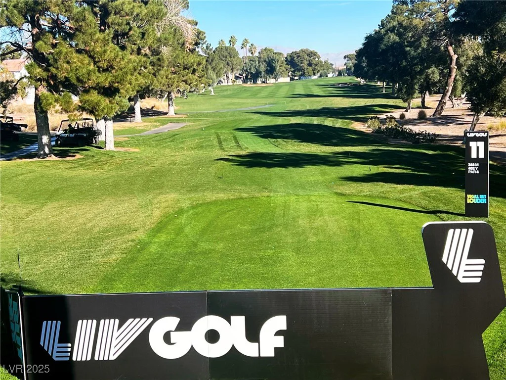 3142 Bel Air, Las Vegas, NV 89109