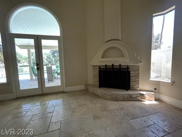 3142 Bel Air, Las Vegas, NV 89109