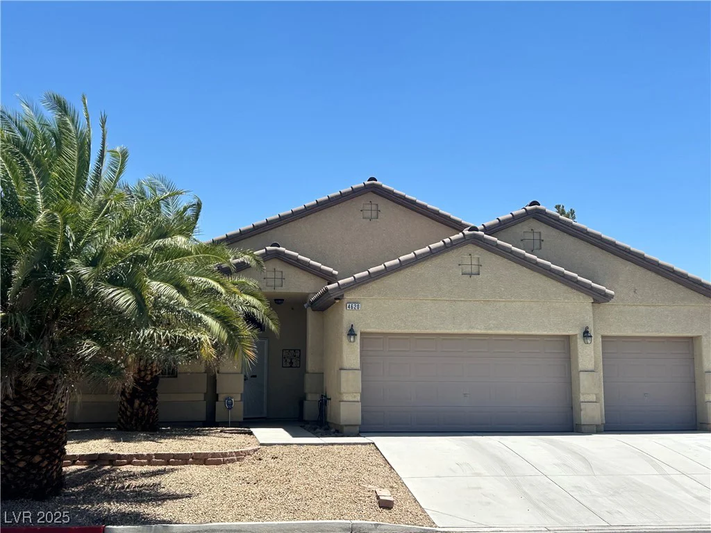 4620 Ventana Rey, North Las Vegas, NV 89081