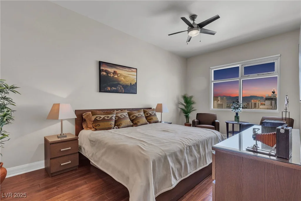 150 Las Vegas, Las Vegas, NV 89101