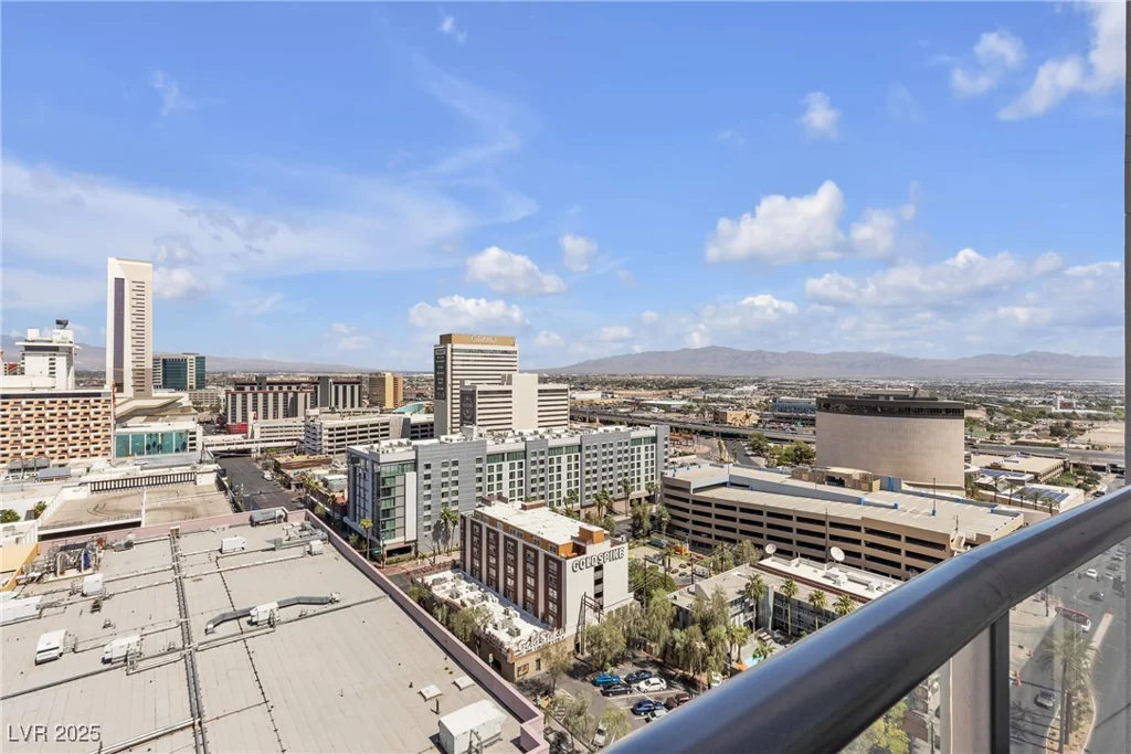 150 Las Vegas, Las Vegas, NV 89101