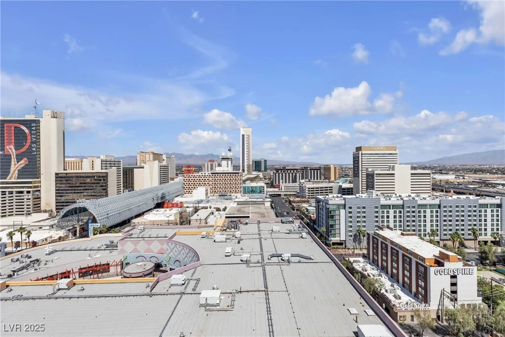 150 Las Vegas, Las Vegas, NV 89101