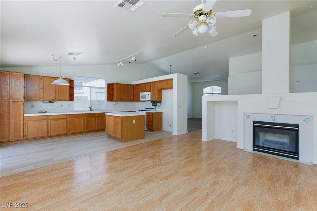 849 Ringwood, Las Vegas, NV 89110
