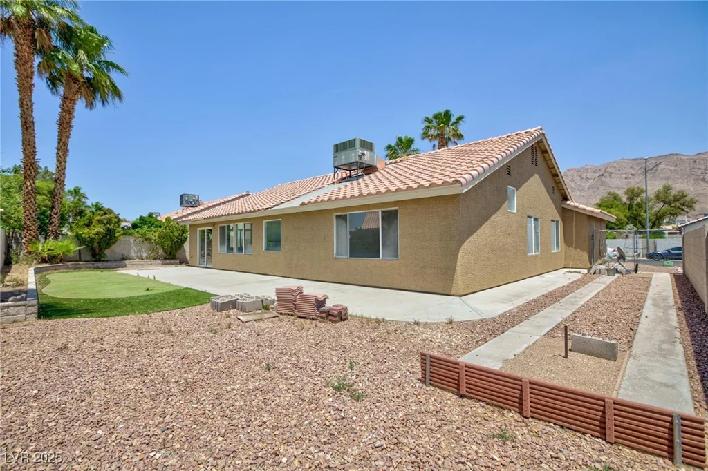 849 Ringwood, Las Vegas, NV 89110