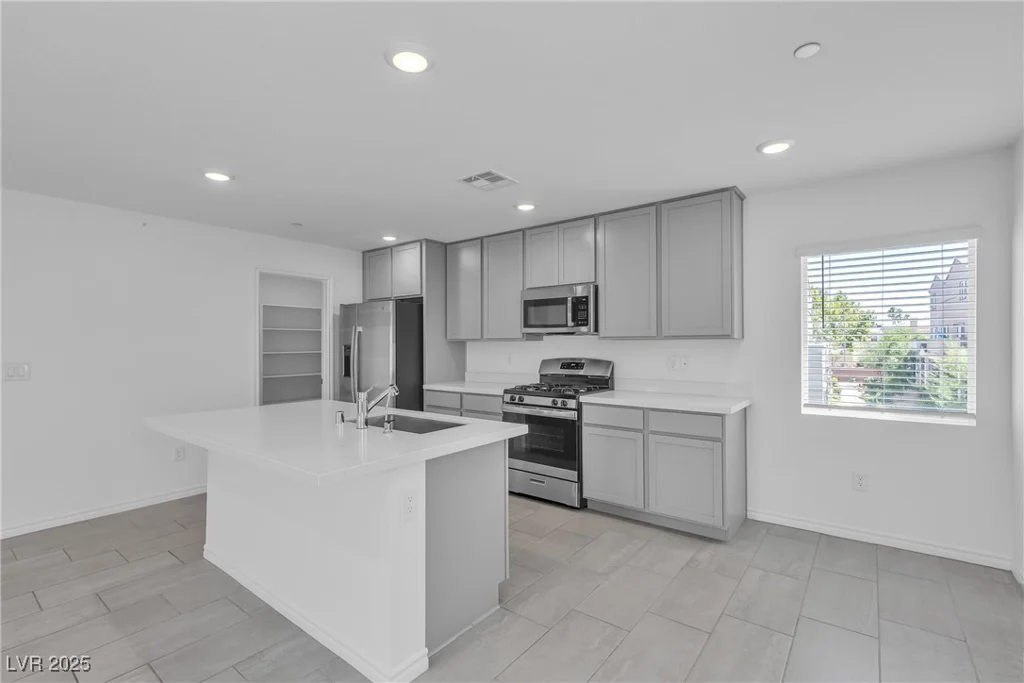 8436 Noir, Las Vegas, NV 89129