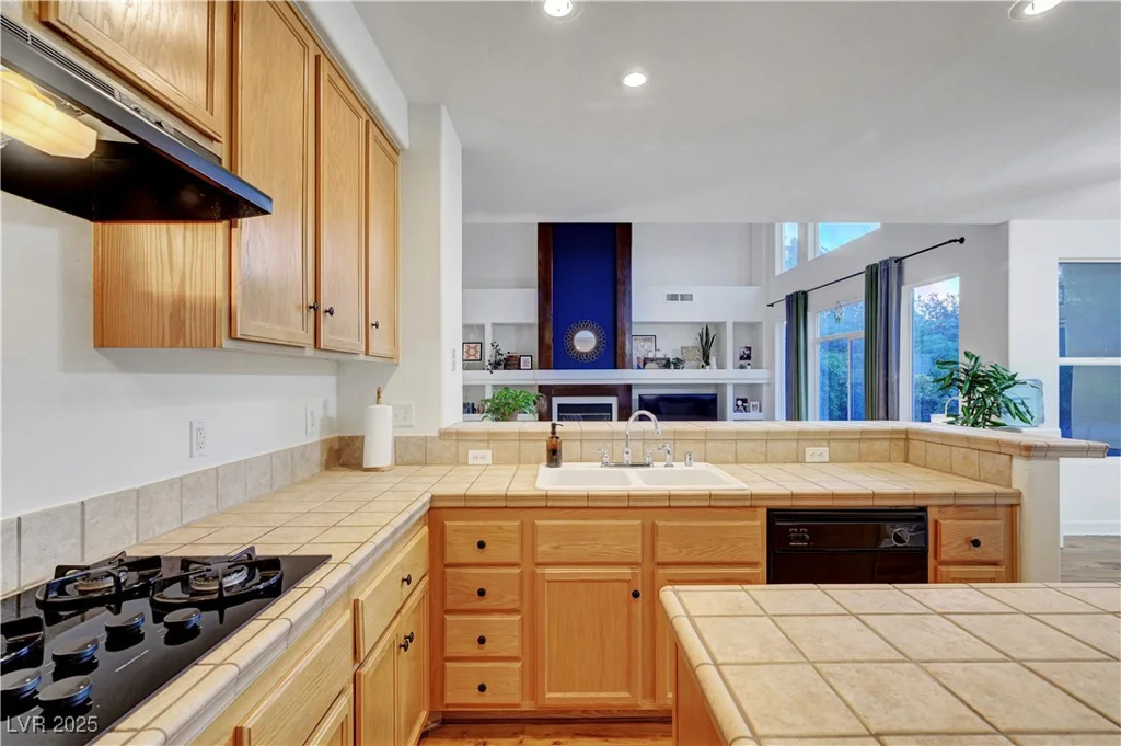 8812 Glenistar Gate, Las Vegas, NV 89143
