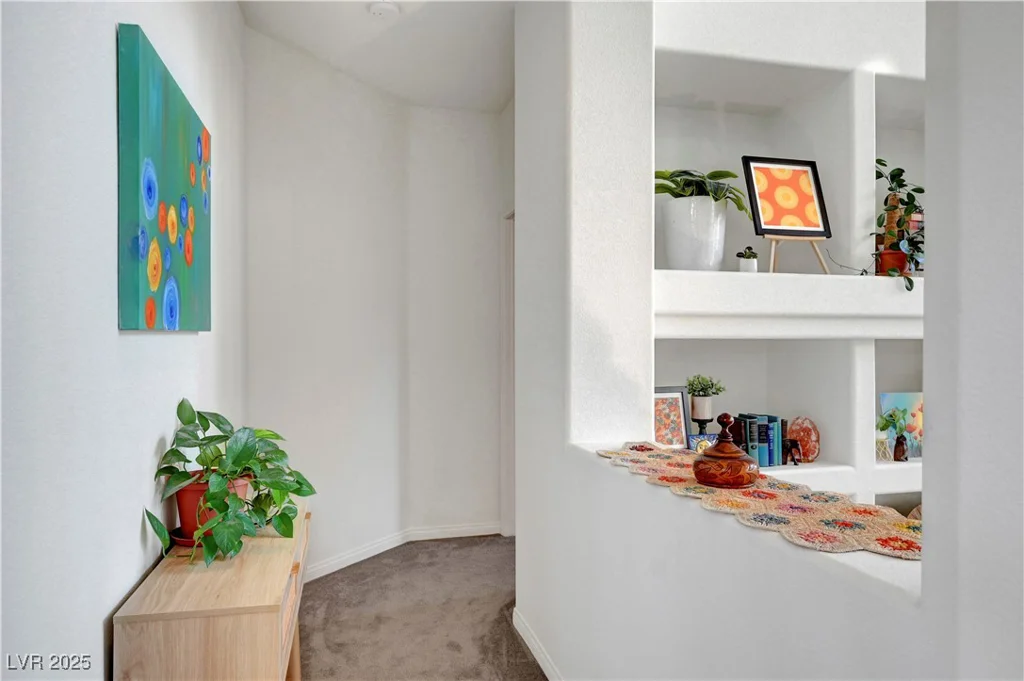 8812 Glenistar Gate, Las Vegas, NV 89143