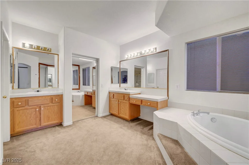 8812 Glenistar Gate, Las Vegas, NV 89143