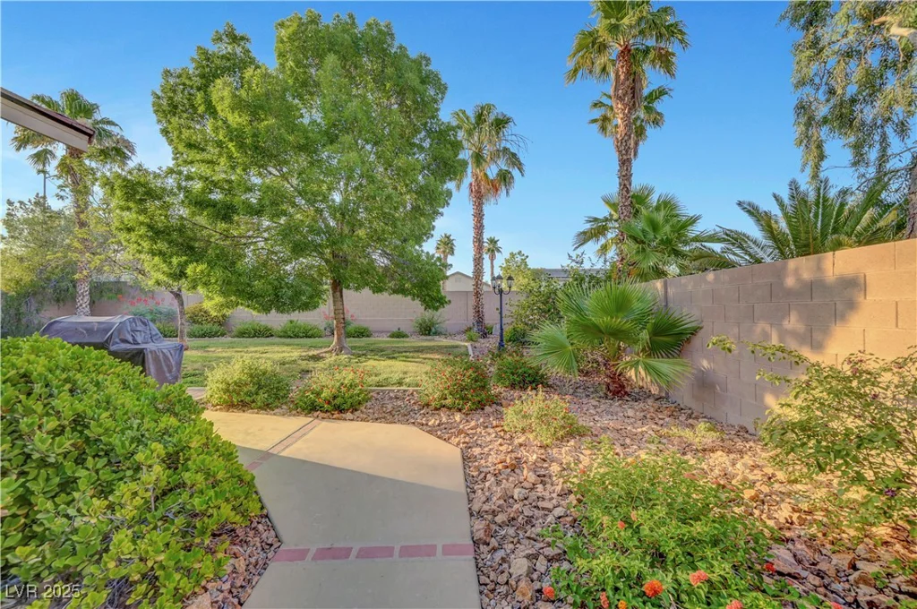 8812 Glenistar Gate, Las Vegas, NV 89143