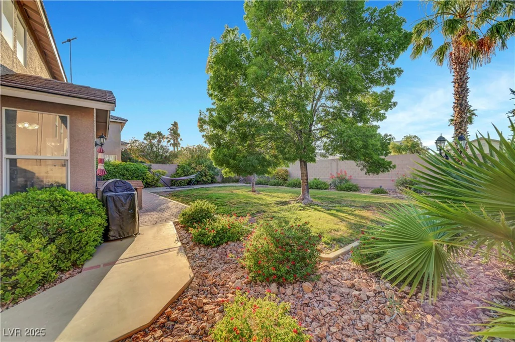 8812 Glenistar Gate, Las Vegas, NV 89143