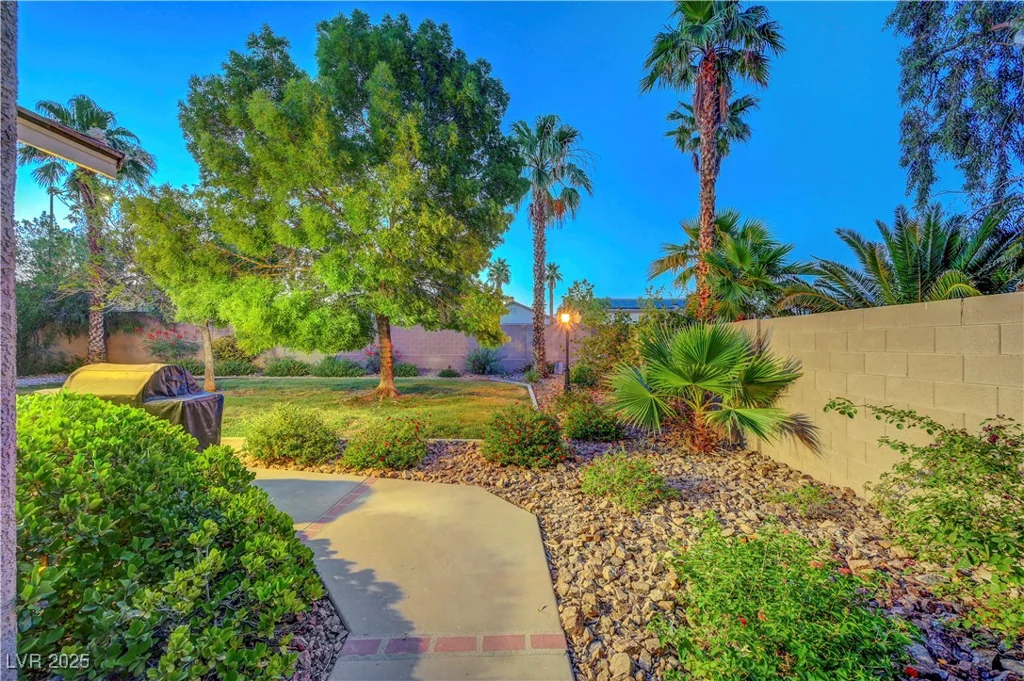 8812 Glenistar Gate, Las Vegas, NV 89143