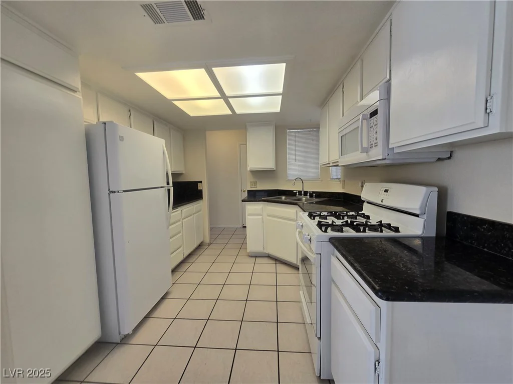 725 Brick, Henderson, NV 89002