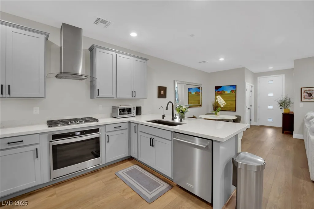 530 Sonoma Range, Las Vegas, NV 89138