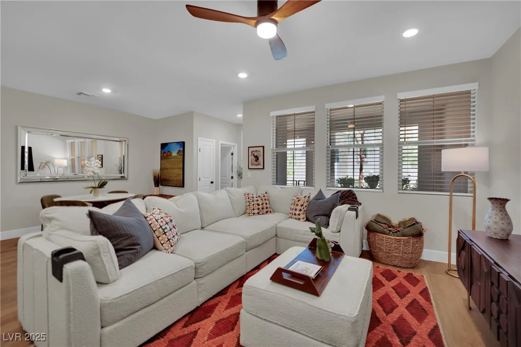 530 Sonoma Range, Las Vegas, NV 89138