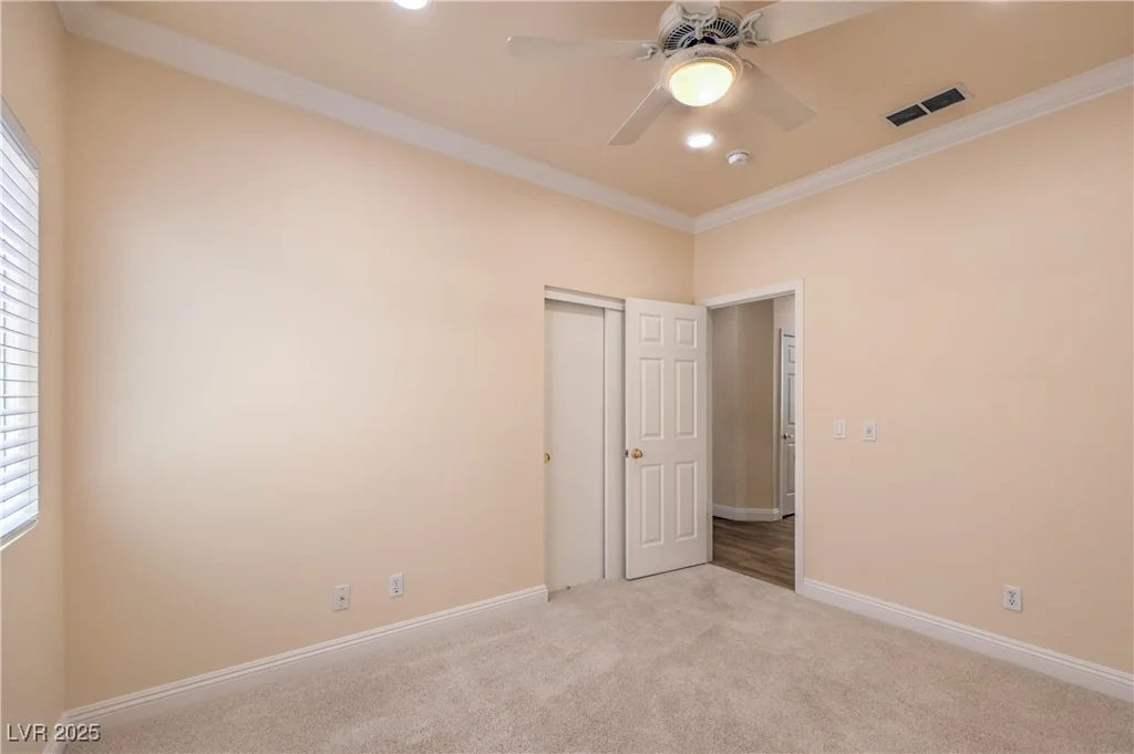 1869 Desert Forest, Henderson, NV 89012