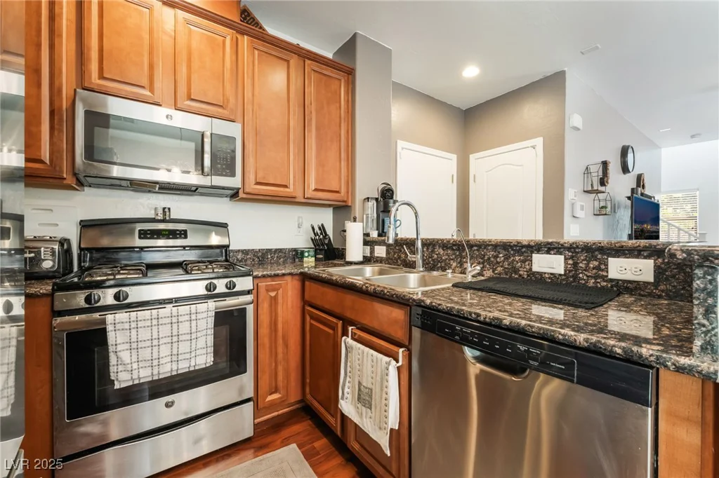 9112 Picturesque, Las Vegas, NV 89149