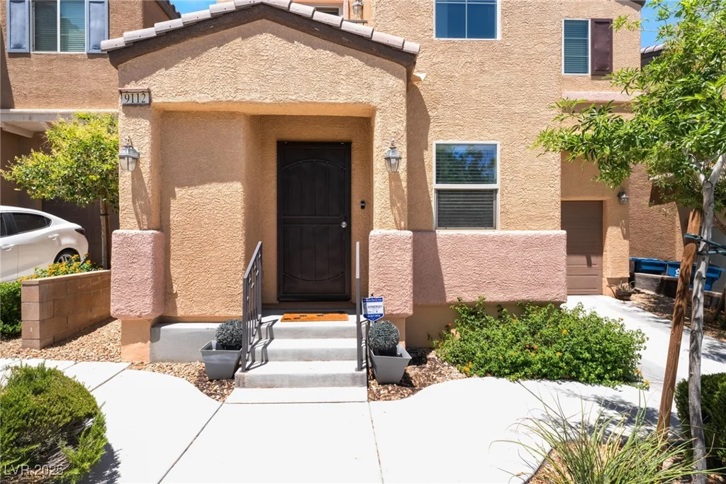 9112 Picturesque, Las Vegas, NV 89149