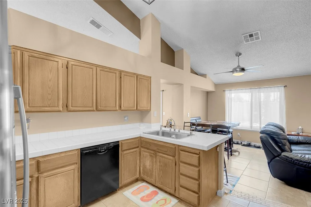 5033 Austrian, Las Vegas, NV 89130
