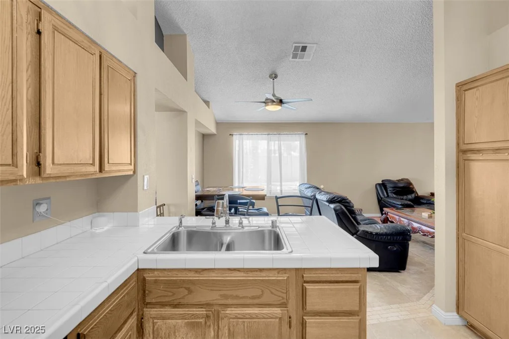 5033 Austrian, Las Vegas, NV 89130