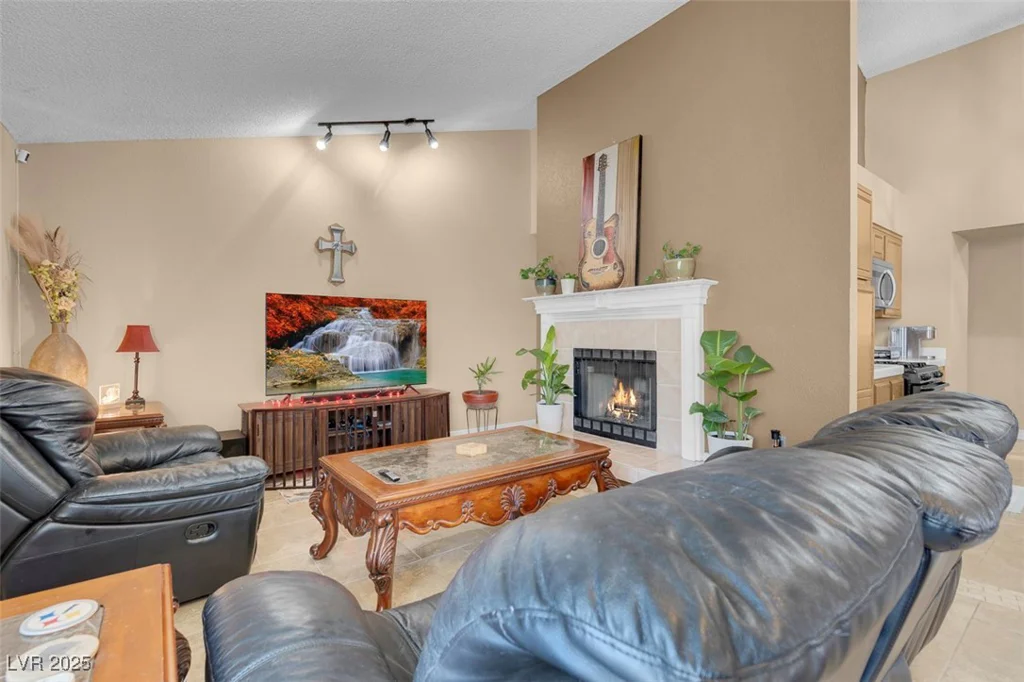 5033 Austrian, Las Vegas, NV 89130