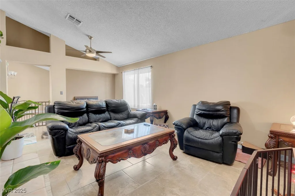 5033 Austrian, Las Vegas, NV 89130