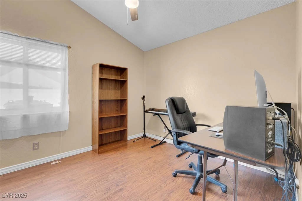 5033 Austrian, Las Vegas, NV 89130
