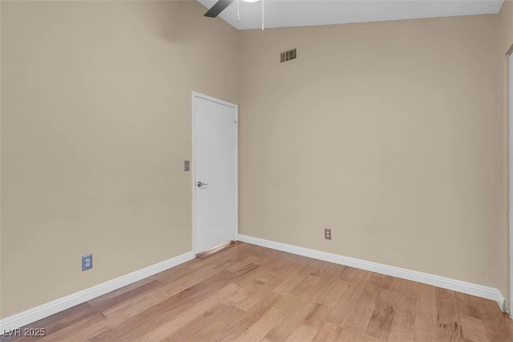 5033 Austrian, Las Vegas, NV 89130