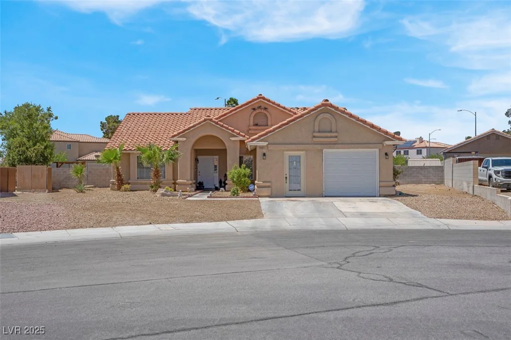5033 Austrian, Las Vegas, NV 89130